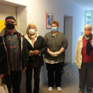 Ortsbeirat der Talstadt Geisenheim spendete der Tafel Rheingau / Caritas in Geisenheim 100 Masken